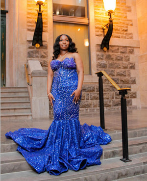 Blue handbeaded Dress Lara Peters Blue handbeaded Dress Lara Peters