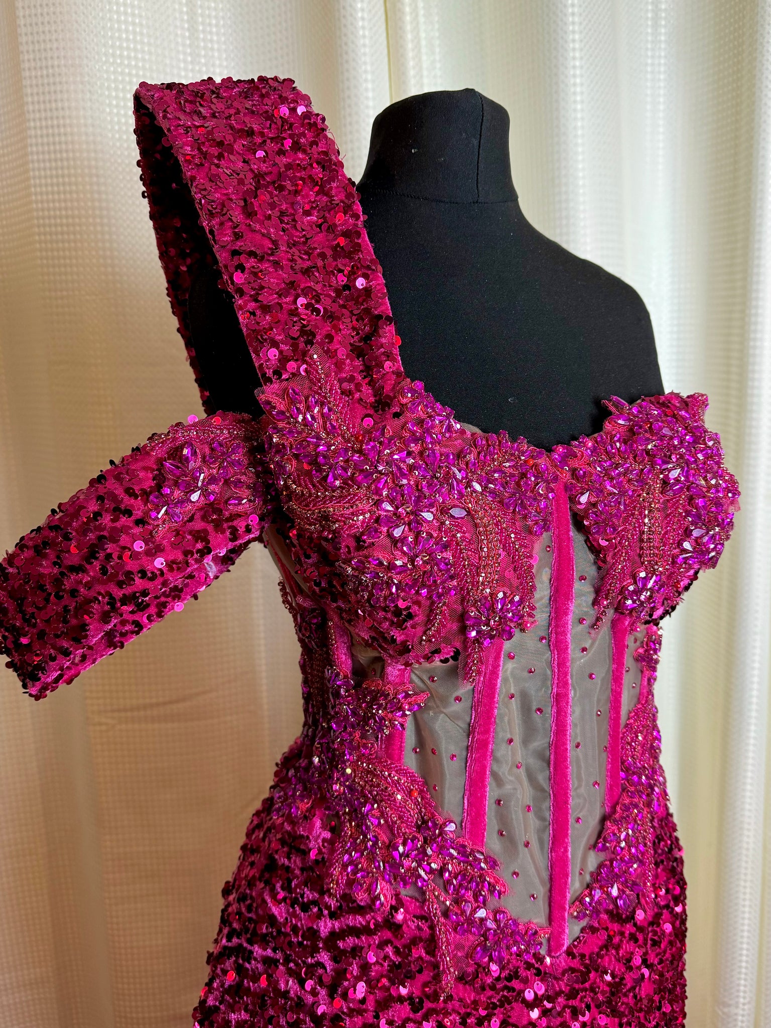 rihanna pink glitter dress Here Are Ten Rare Photos From Rihanna's Iconic Swarovski Crystal Dress From Ten Years Ago At The CFDA Awards